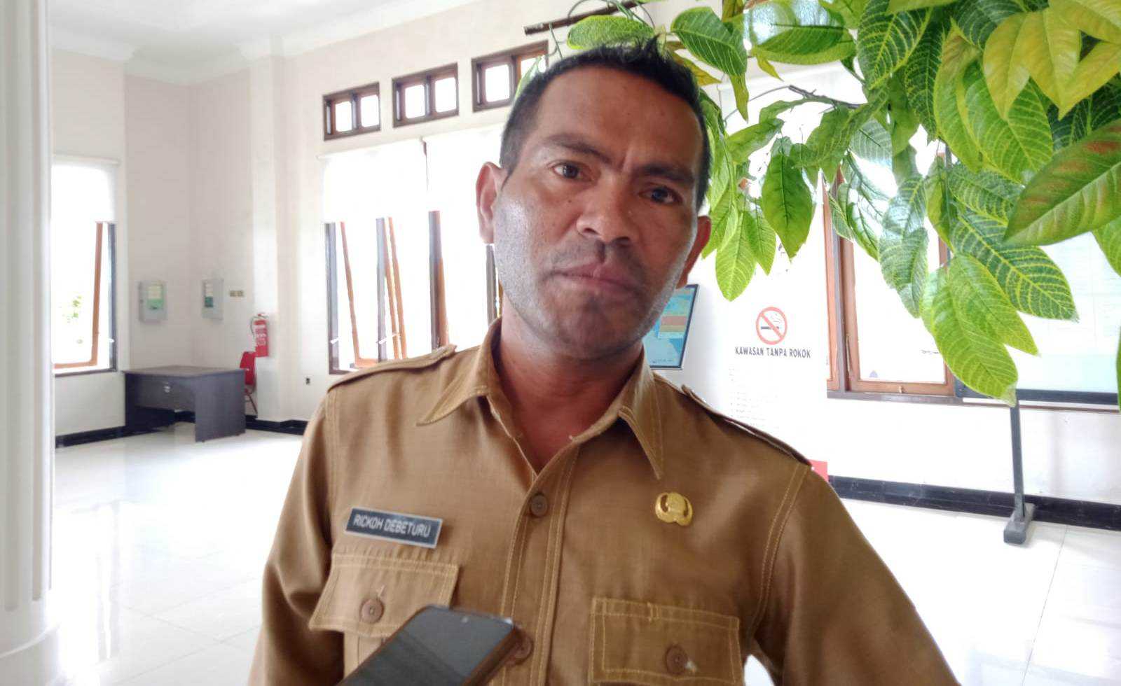 Kepala Dinas Perdagangan Perindustrian Koperasi dan UKM Kabupaten Halmahera Timur , Ricko Y. B. Debeturu