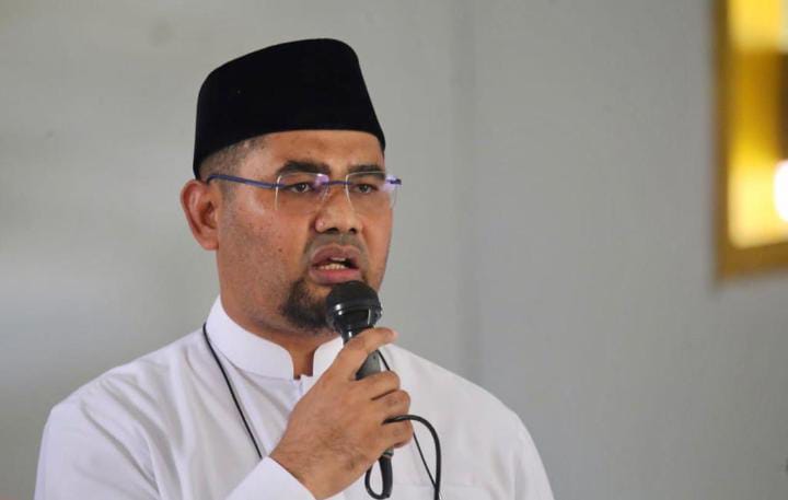 bupati Halsel Hasan Ali Bassam
