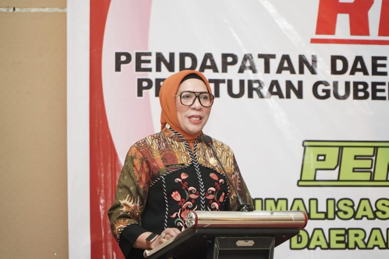 Kepala Bapenda Provinsi Maluku Utara Jainab Alting