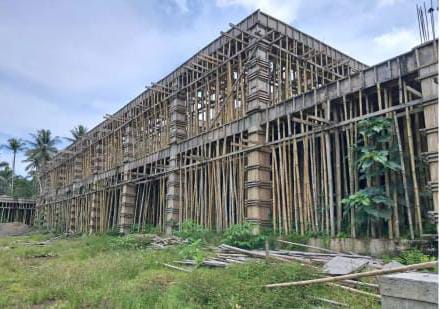 Bangunan RS Pratama Halbar Yang Terbengkalai